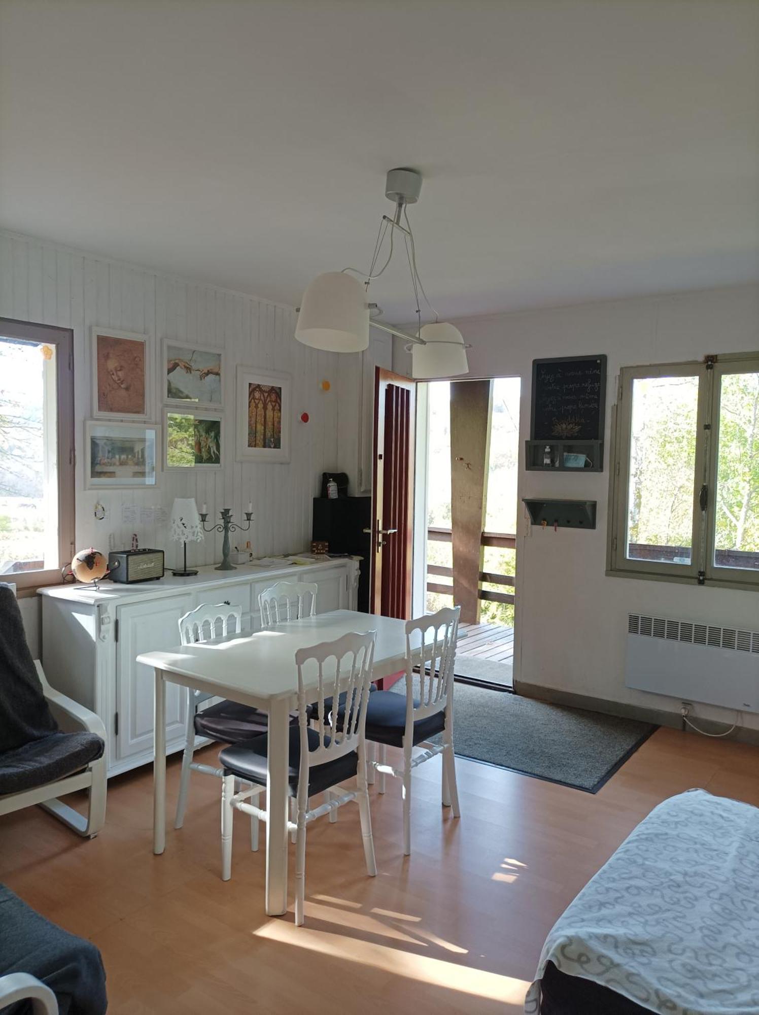 Chalet Deux Chambres Au Calme Saint-Brisson 部屋 写真